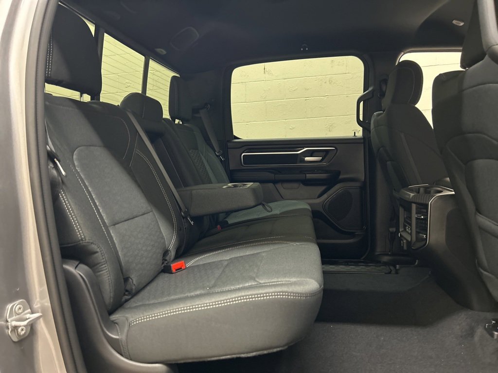 New 2026 RAM 1500 4x4 Crew Cab image 9