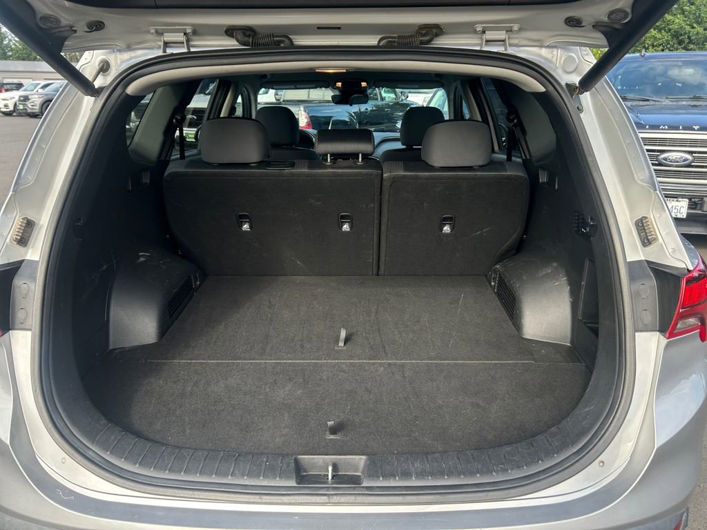 Used 2023 Hyundai Santa Fe SEL image 24