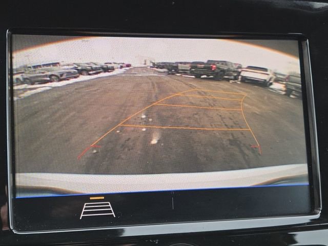 Used 2022 Buick Encore Preferred image 3