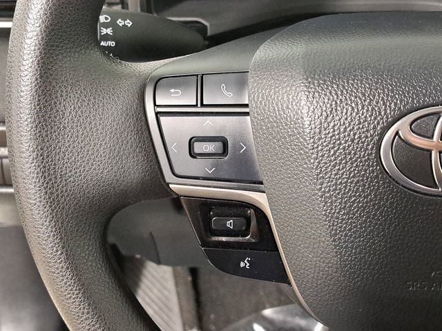 Used 2025 Toyota Camry LE image 24