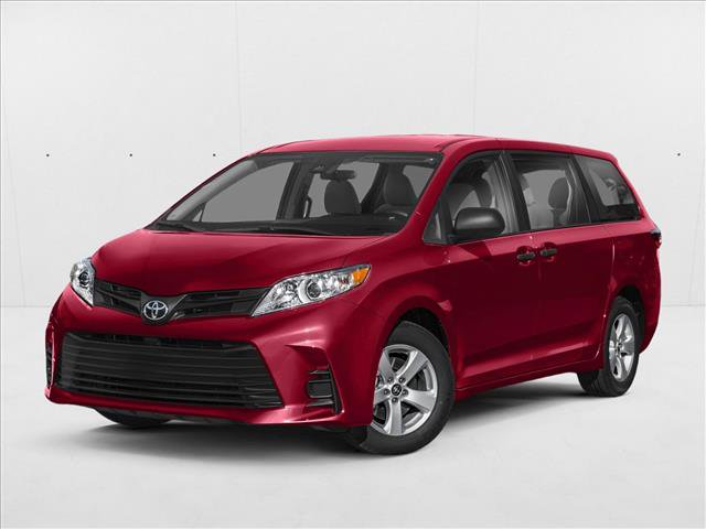 Used 2018 Toyota Sienna XLE