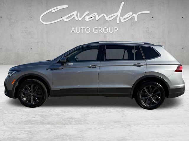 Used 2024 Volkswagen Tiguan SE AWD/4WD image 13