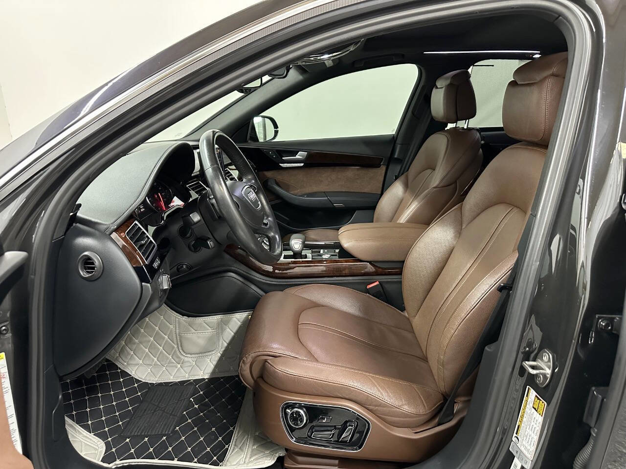 Used 2014 Audi A8 L 3.0T image 9