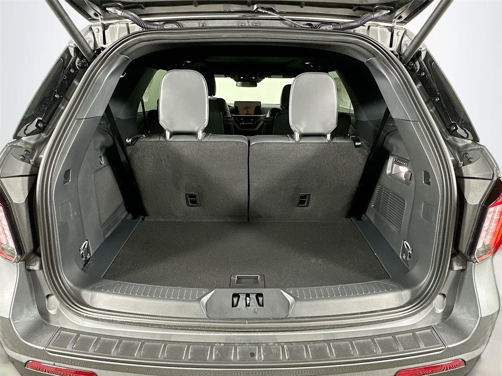 New 2026 Ford Explorer Tremor AWD/4WD image 27