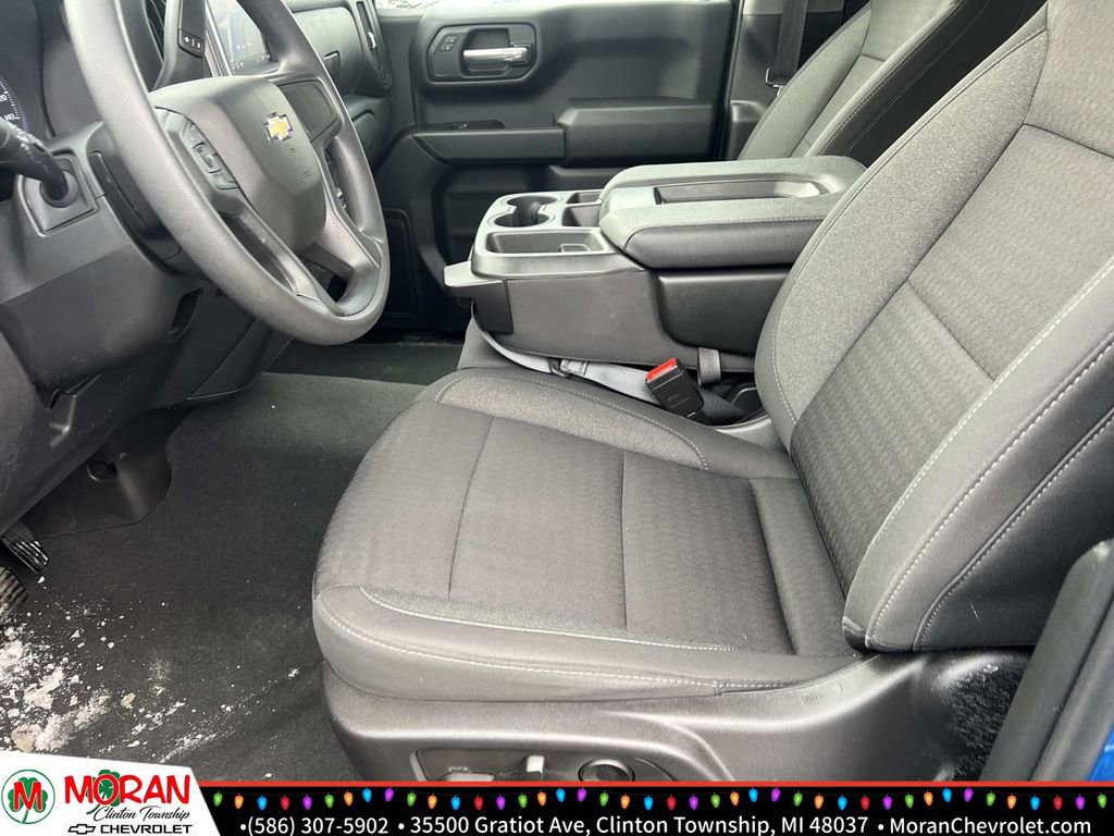 Certified 2023 Chevrolet Silverado 1500 Custom w/ LPO, Dark Essentials Package image 17