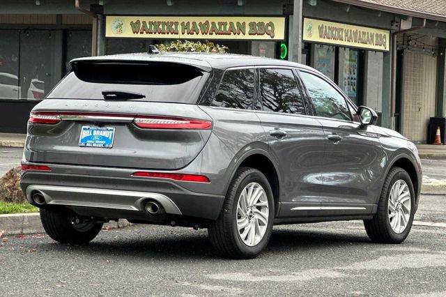 Used 2025 Lincoln Corsair FWD w/ Rear Removable Package Tray image 3