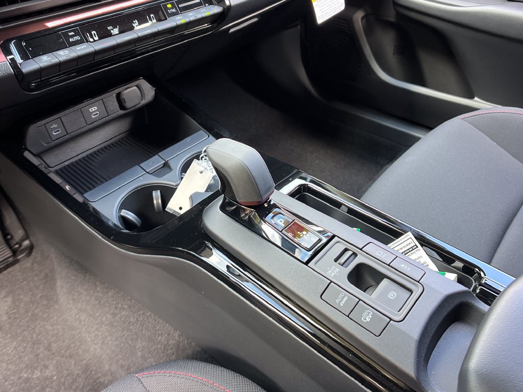 New 2027 Toyota Prius Plug-In Hybrid FWD image 20