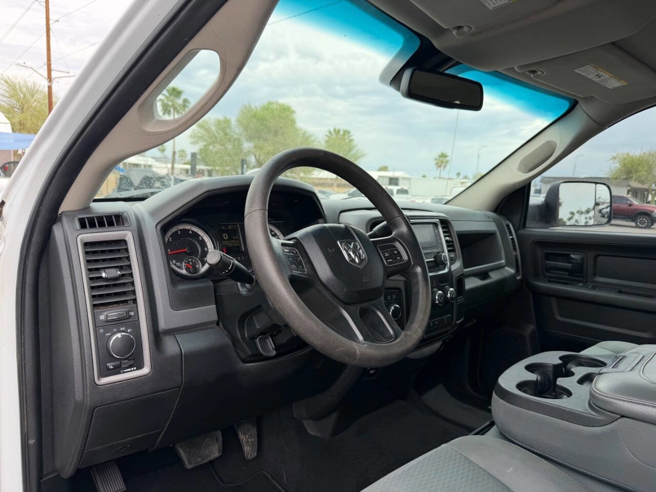 Used 2018 RAM 2500 Tradesman w/ Chrome Appearance Group image 17