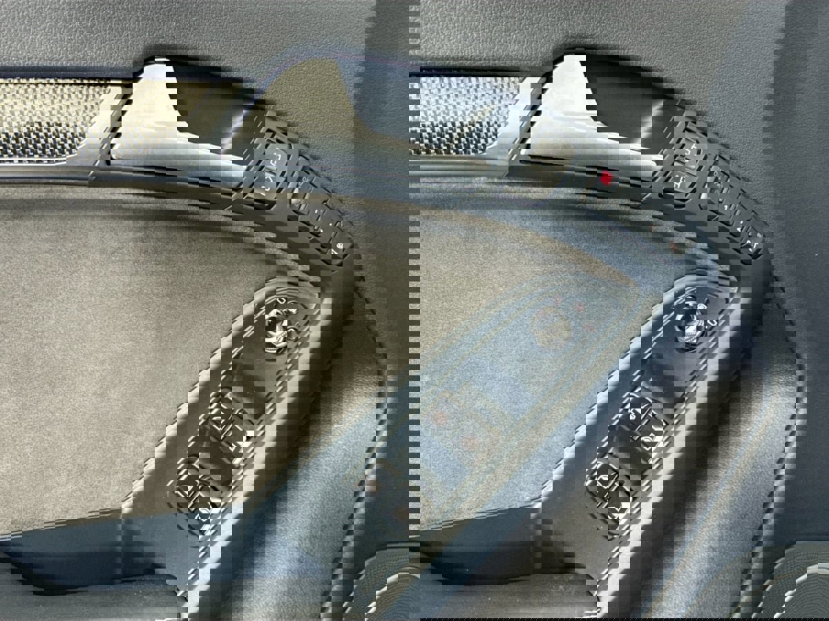 Used 2017 Audi S5 3.0T Cabriolet w/ Technology Package image 24