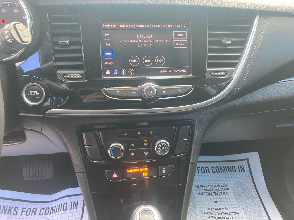 Used 2022 Buick Encore Preferred w/ Safety Package image 22