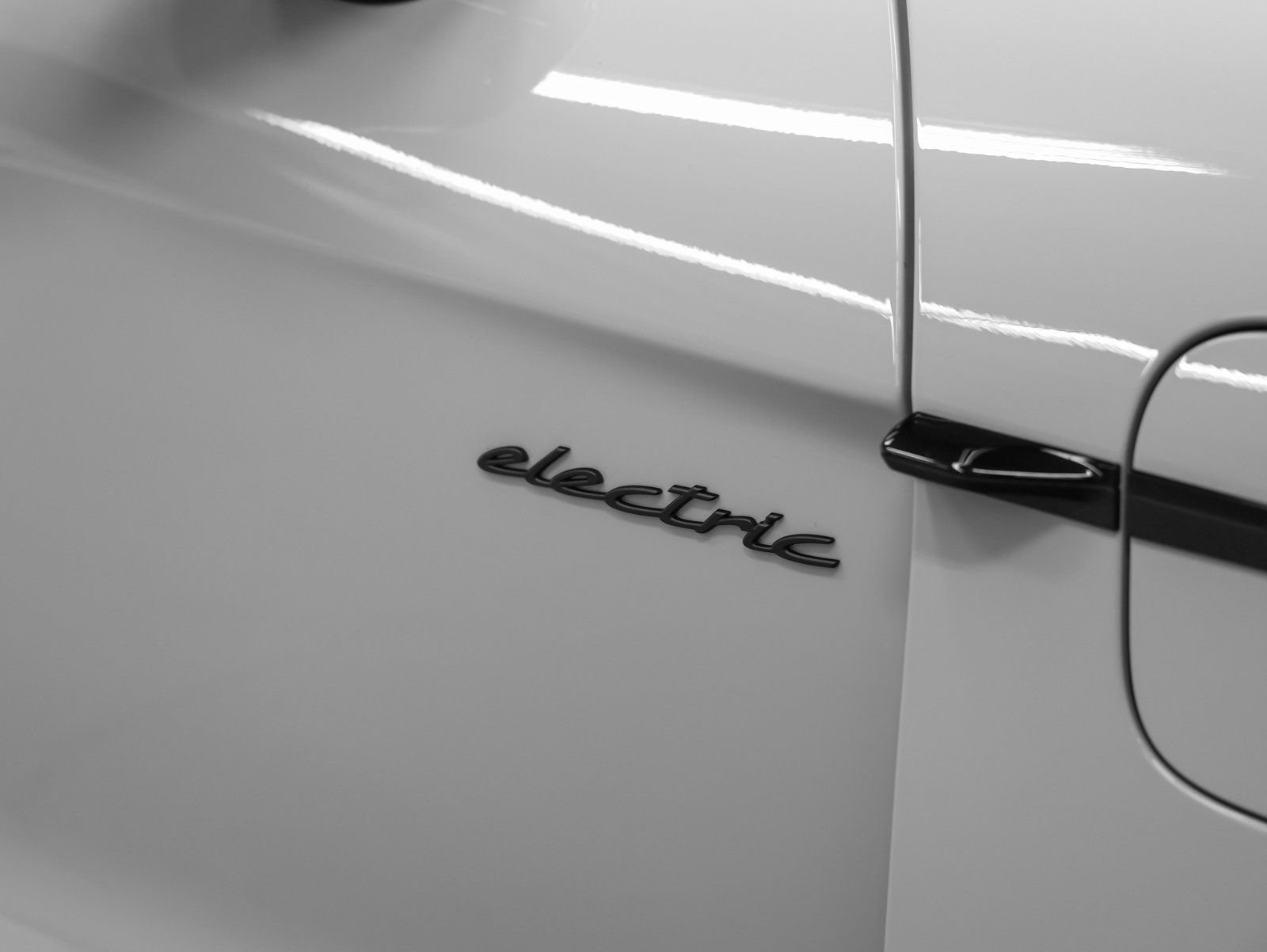 New 2026 Porsche Taycan GTS image 15