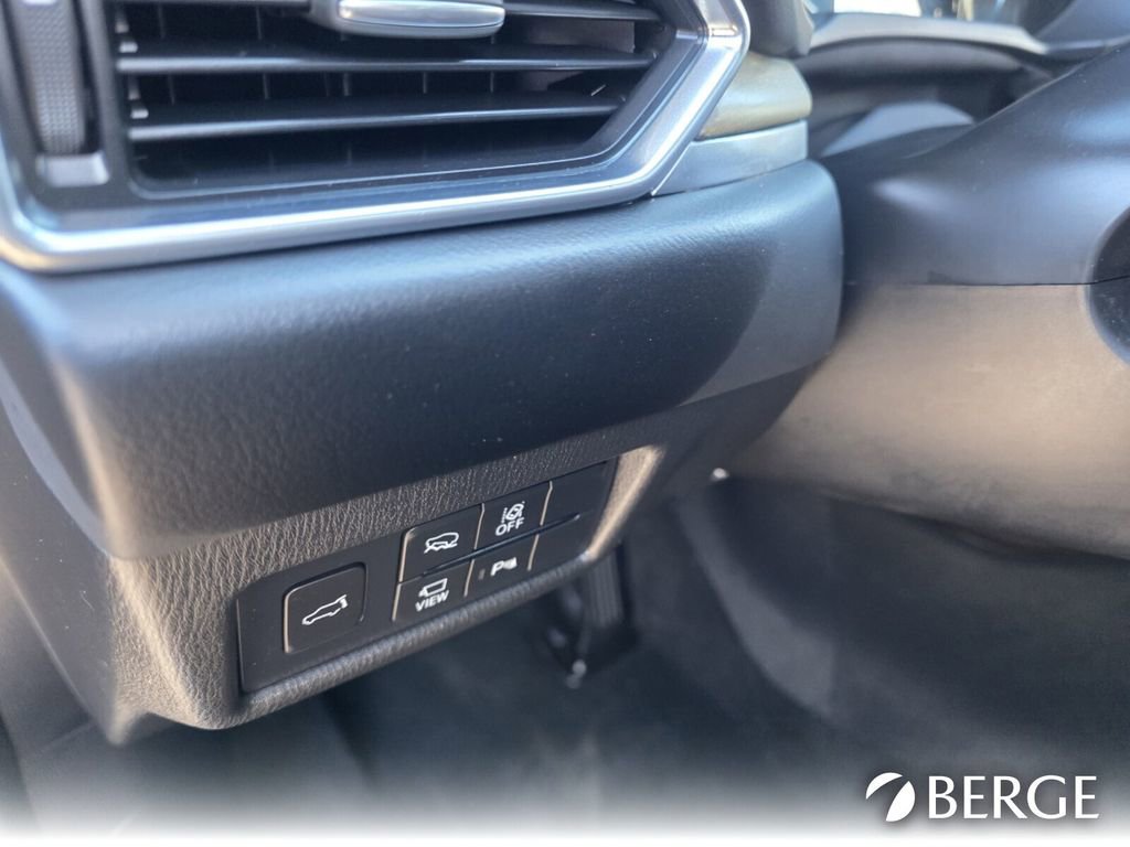 Used 2021 MAZDA CX-5 Signature image 17