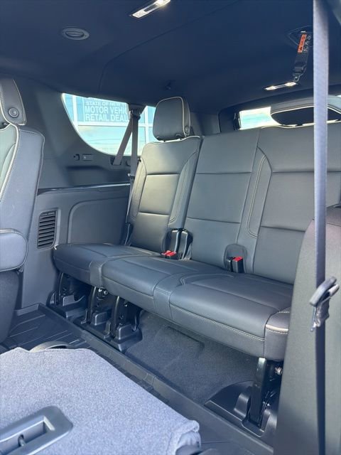New 2026 Chevrolet Suburban Premier image 7