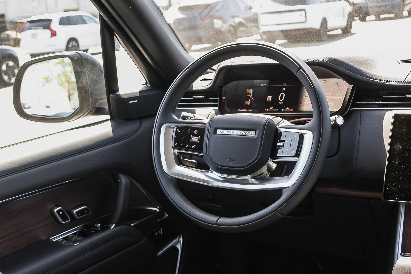 New 2026 Land Rover Range Rover Long Wheelbase SE AWD/4WD image 23