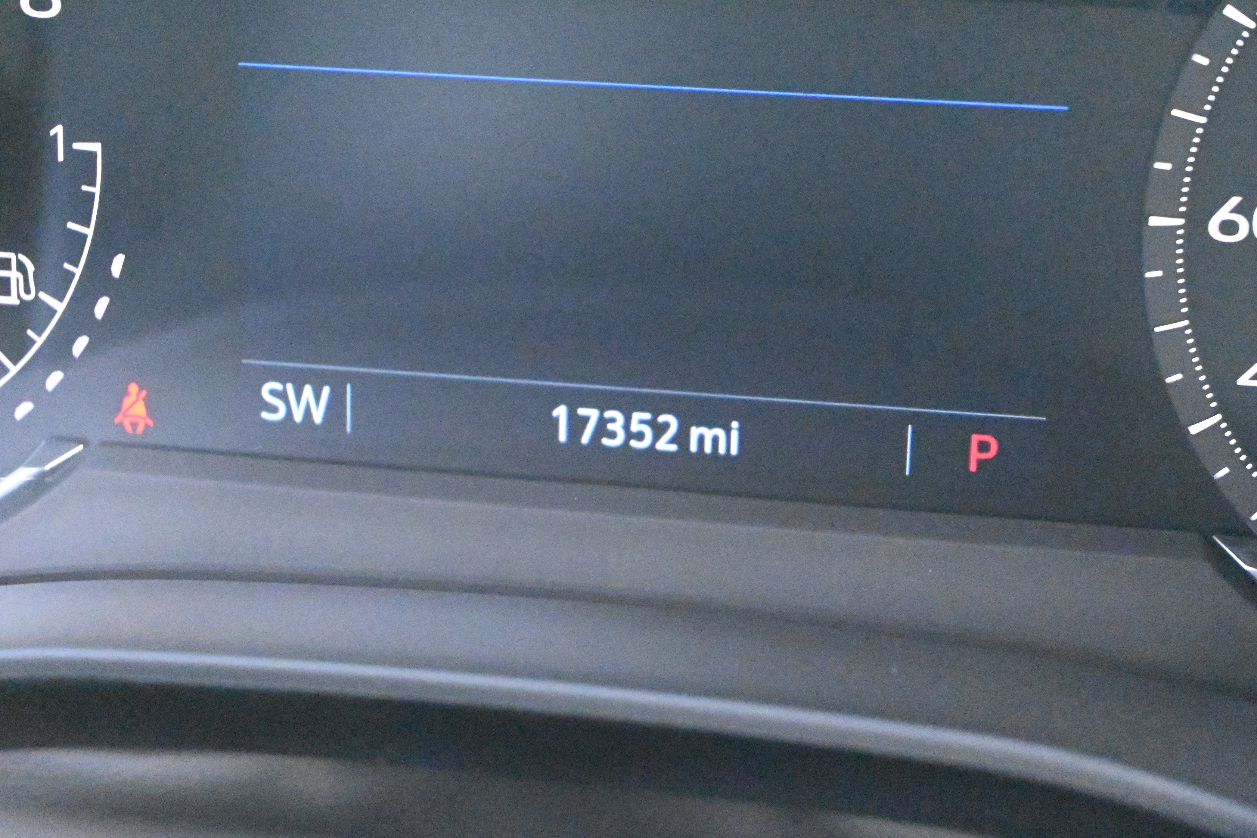 Used 2025 Cadillac XT6 Premium Luxury image 29