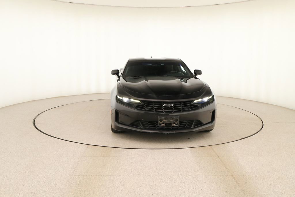 Used 2020 Chevrolet Camaro LT RWD image 11
