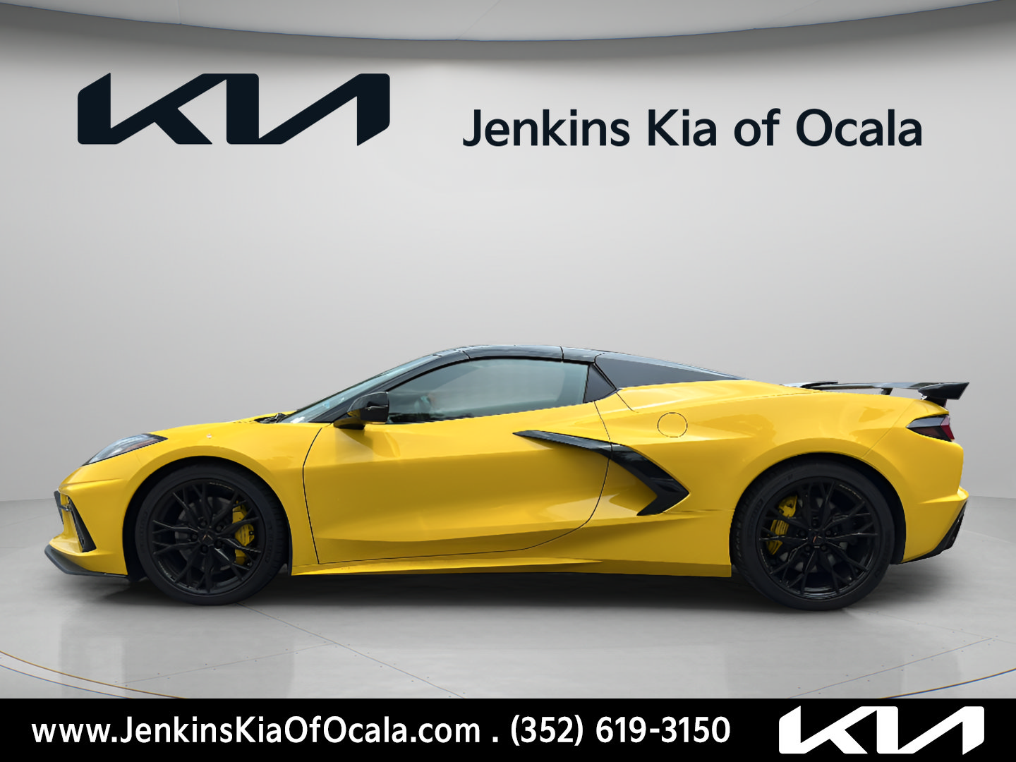 Used 2026 Chevrolet Corvette Stingray Preferred Conv w/ Z51 Performance Package RWD image 6