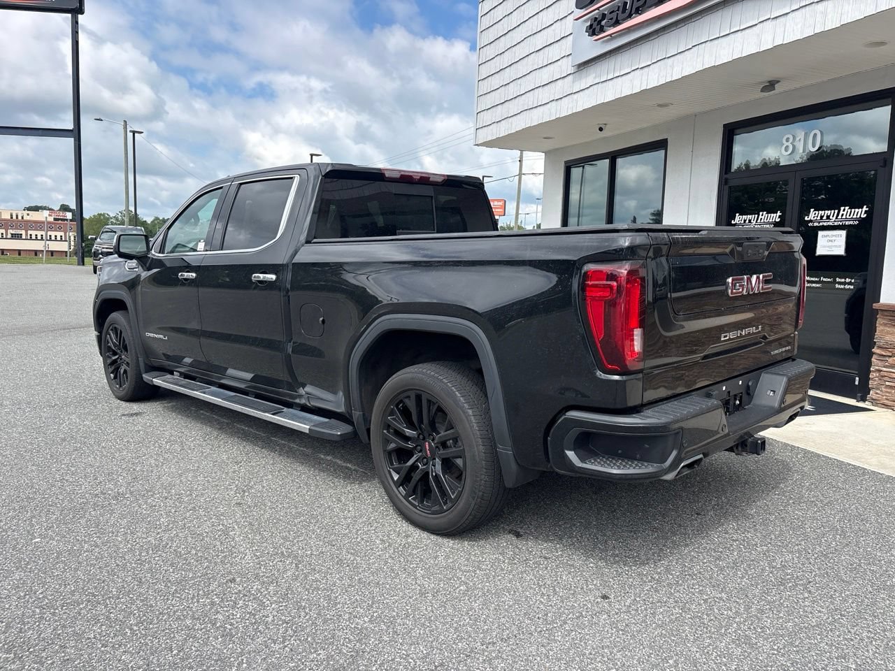 Used 2023 GMC Sierra 1500 Denali AWD/4WD image 6