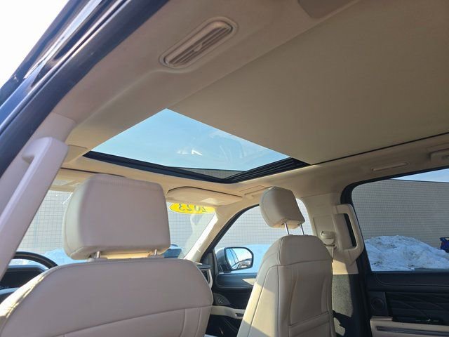 Used 2023 Ford Expedition Max Platinum AWD/4WD image 15