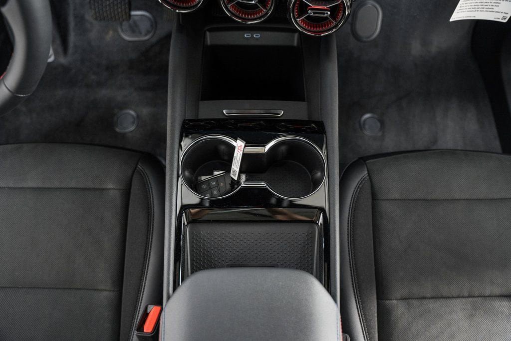 New 2025 Chevrolet Blazer EV RS RWD image 31