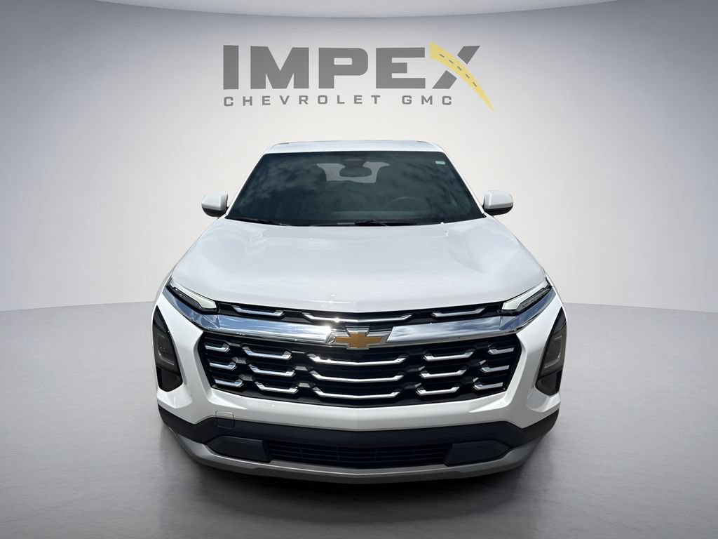 Used 2026 Chevrolet Equinox LT FWD image 8