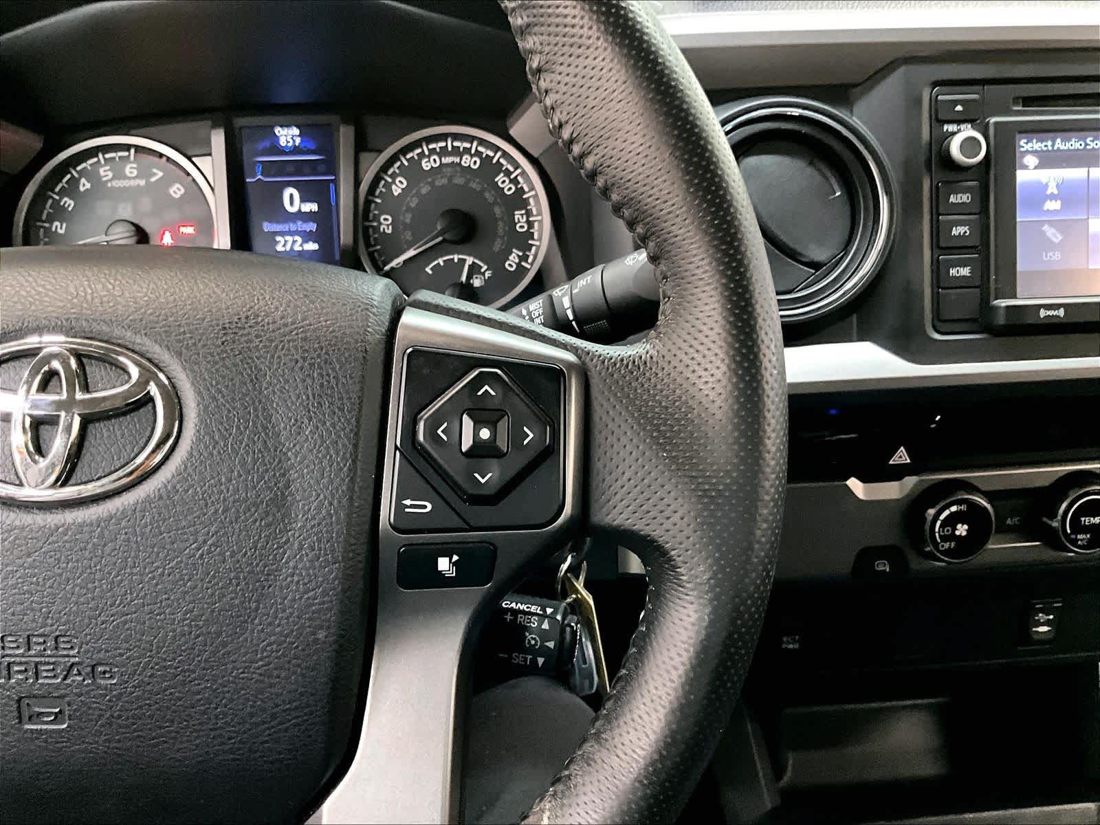 Used 2017 Toyota Tacoma SR5 w/ Tow Package RWD image 26