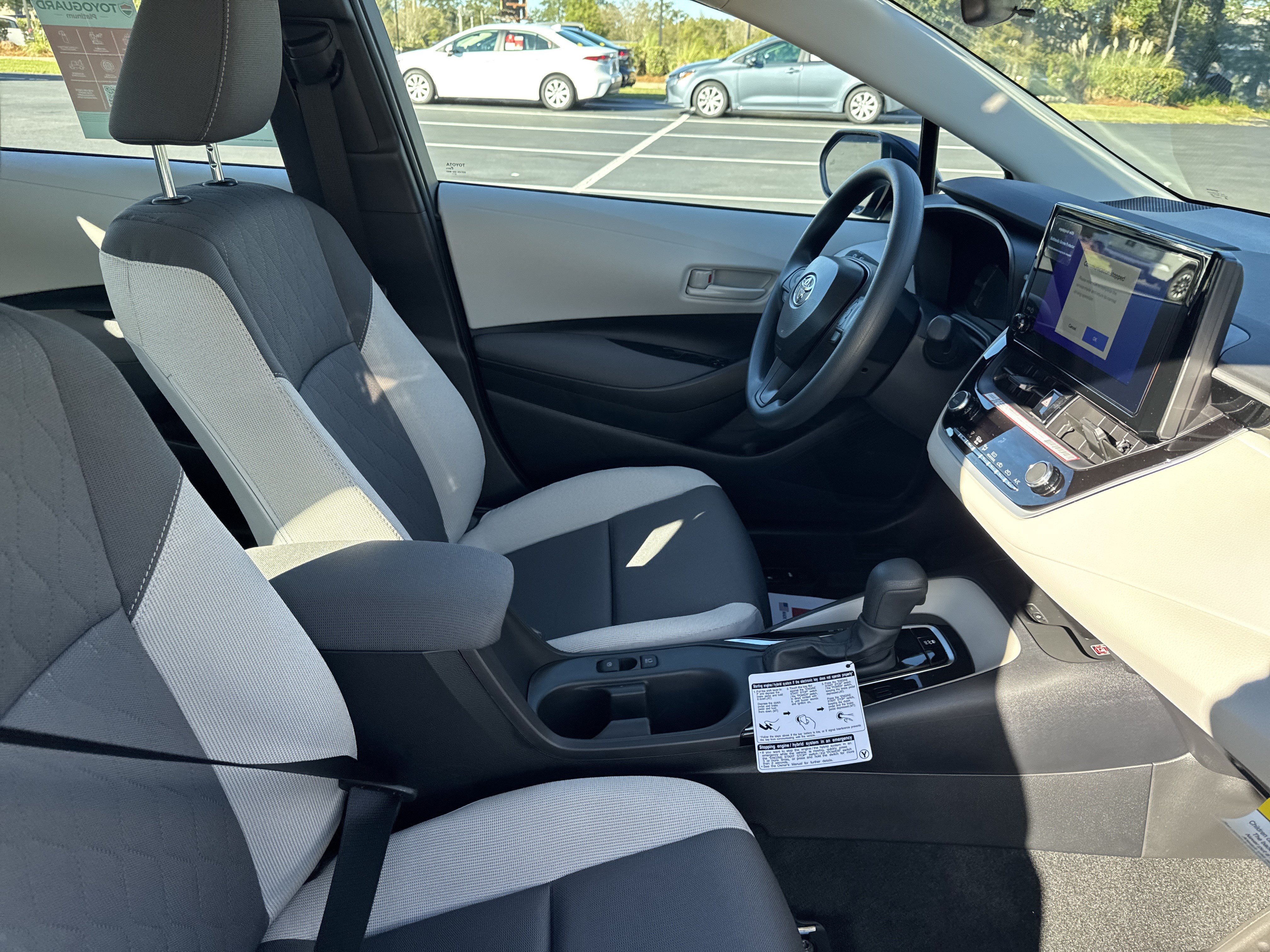 New 2027 Toyota Corolla LE w/ LE Premium Package FWD image 32