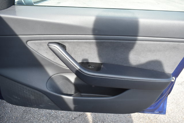 Used 2018 Tesla Model 3 Long Range RWD image 34