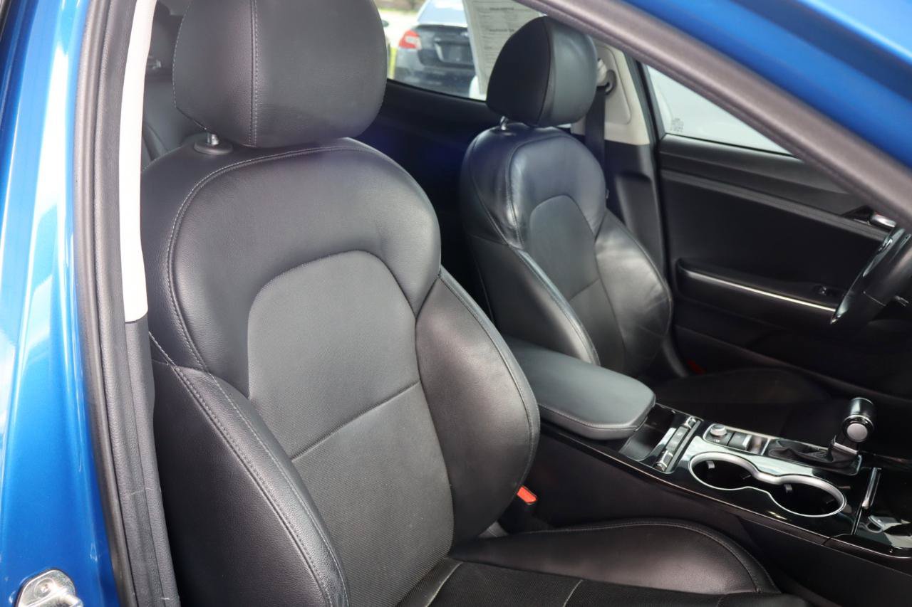 Used 2018 Kia Stinger Premium RWD image 14