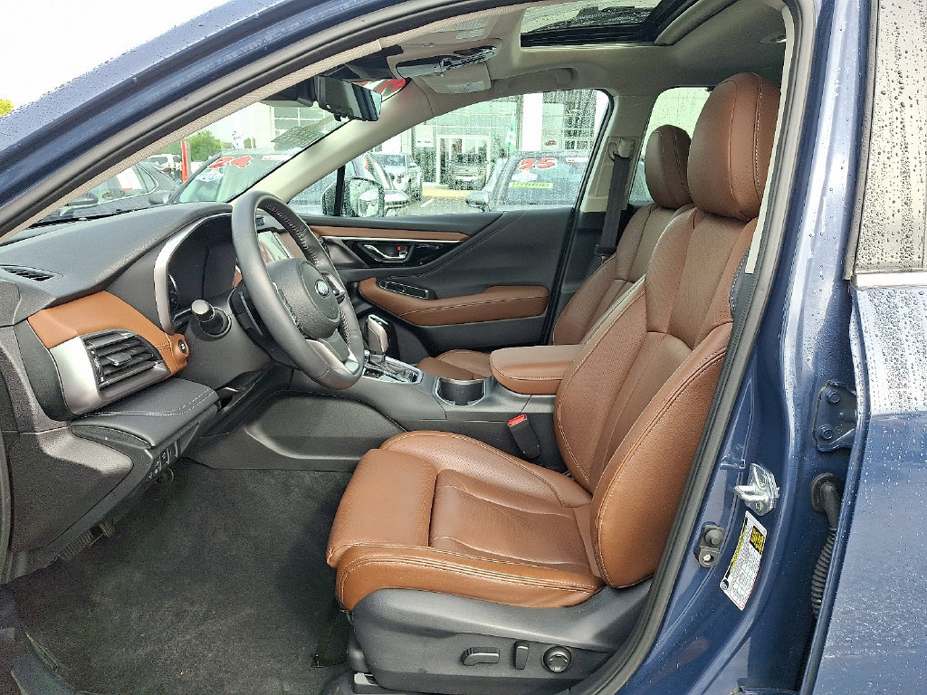 Used 2023 Subaru Outback Touring XT AWD/4WD image 14