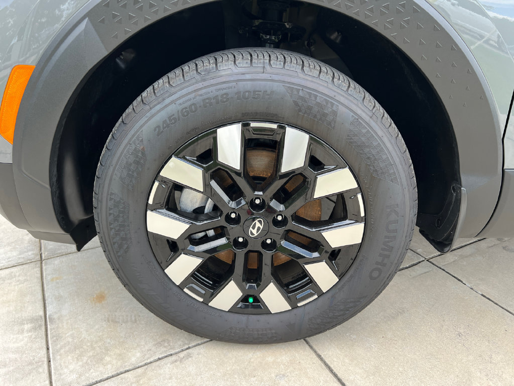 Used 2026 Hyundai Santa Cruz SE FWD image 24