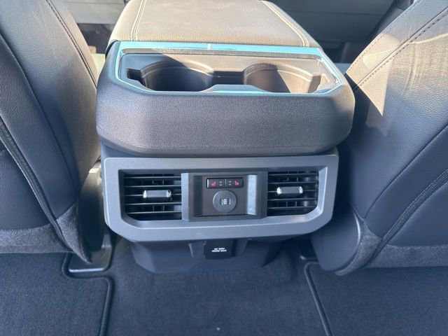New 2026 Ford F250 Lariat w/ FX4 Off-Road Package image 23