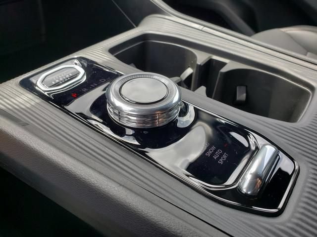 New 2026 Jeep Cherokee Limited AWD/4WD image 11