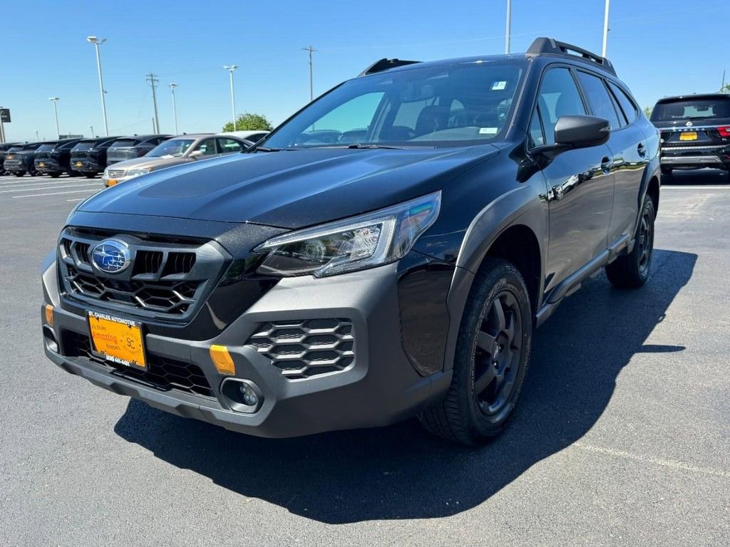 Used 2025 Subaru Outback Wilderness AWD/4WD image 8