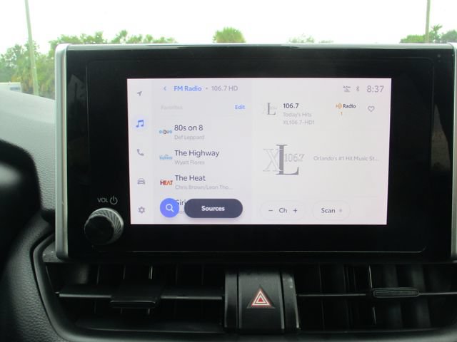 Used 2024 Toyota RAV4 XLE FWD image 21