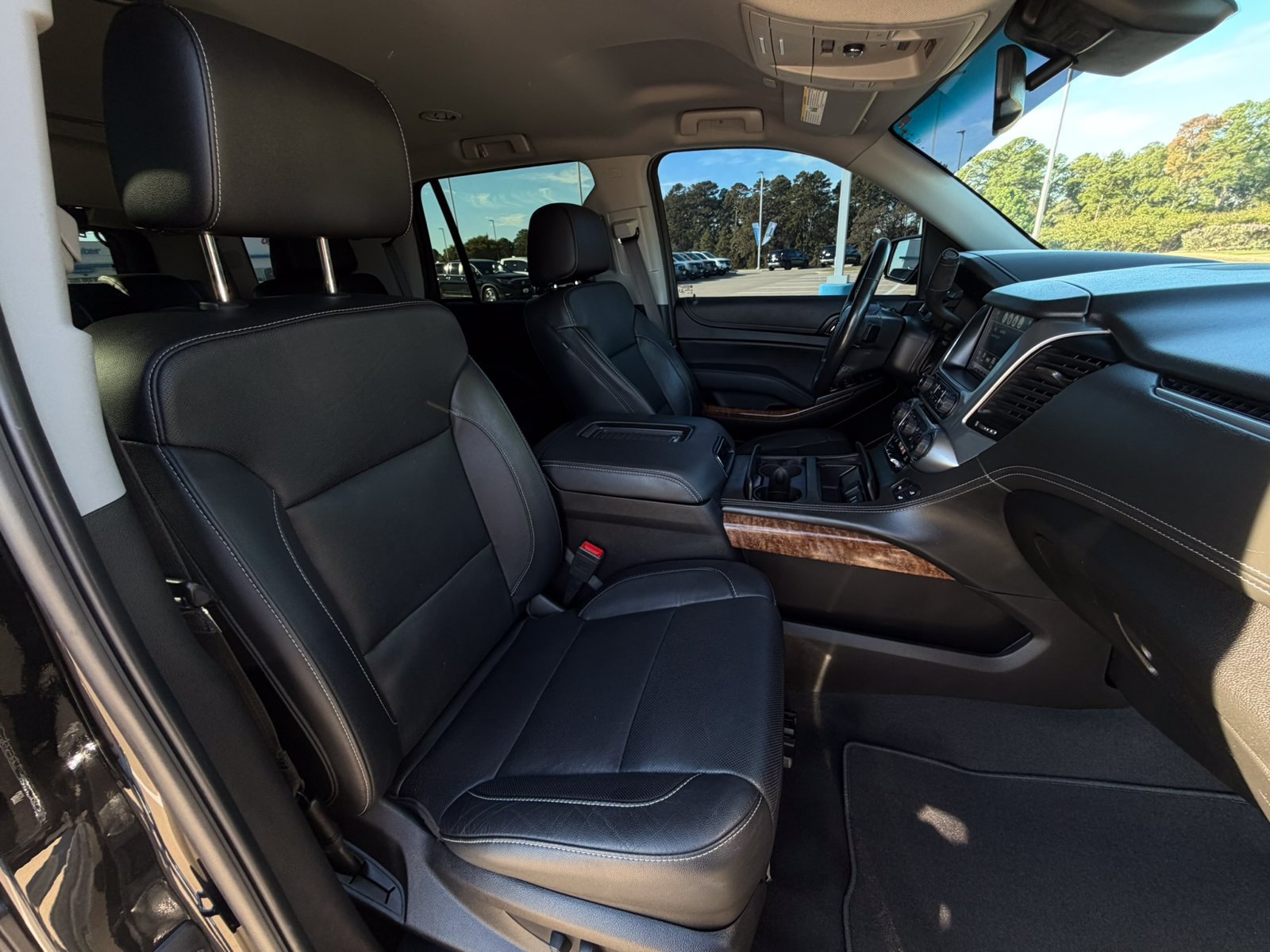 Used 2019 Chevrolet Tahoe Premier RWD image 14