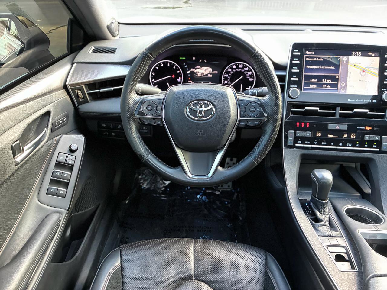 Used 2019 Toyota Avalon Touring FWD image 28