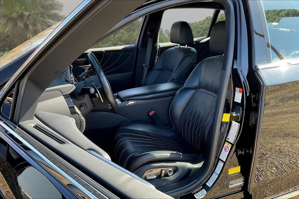 Used 2019 Lexus LS 500 AWD w/ Interior Upgrade Package image 21