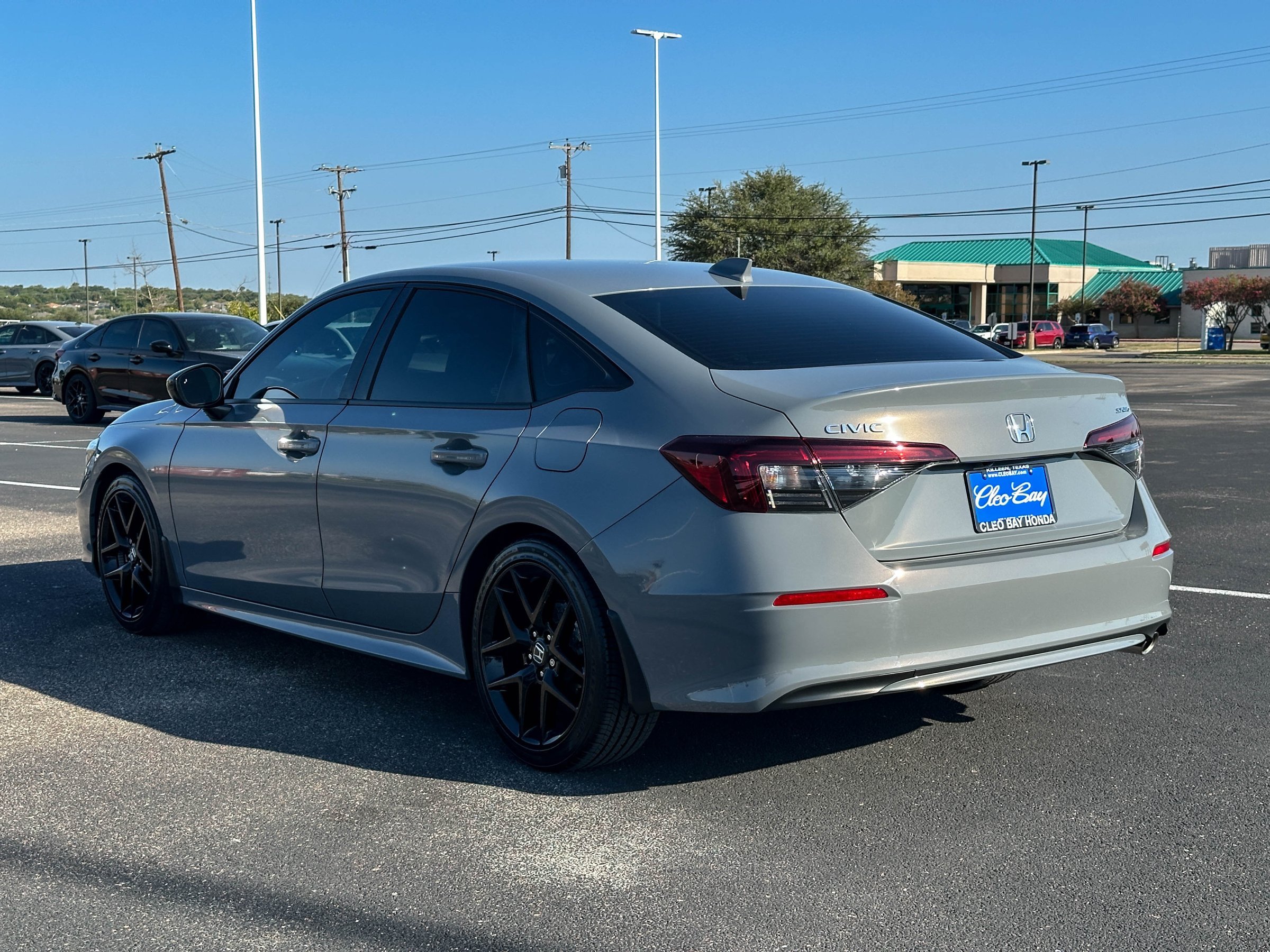 Used 2025 Honda Civic Sport image 8