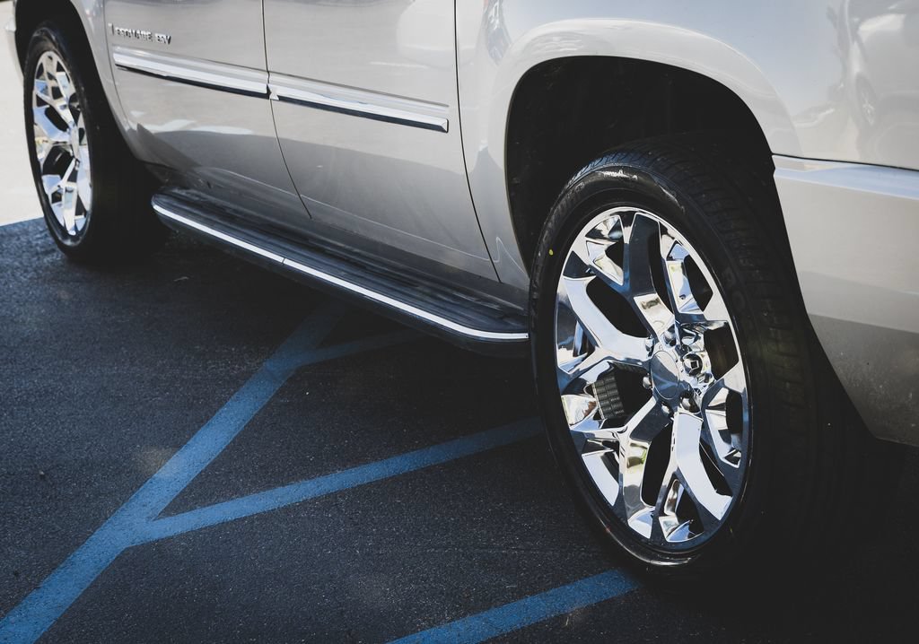 Used 2008 Cadillac Escalade ESV AWD image 14