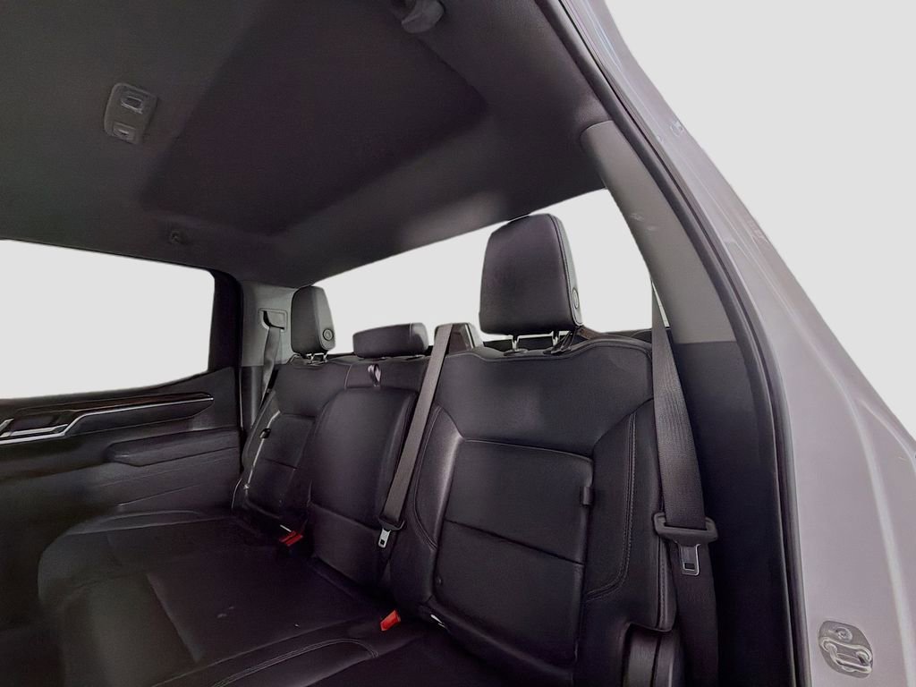 Used 2025 GMC Sierra 1500 SLT image 24