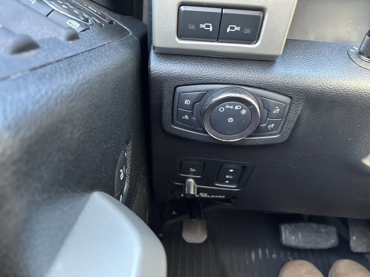 Used 2019 Ford F250 Lariat w/ Lariat Ultimate Package image 18