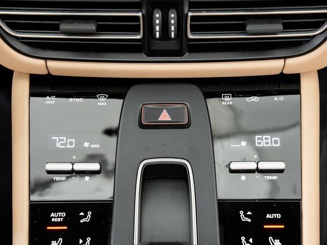 Certified 2025 Porsche Macan image 19