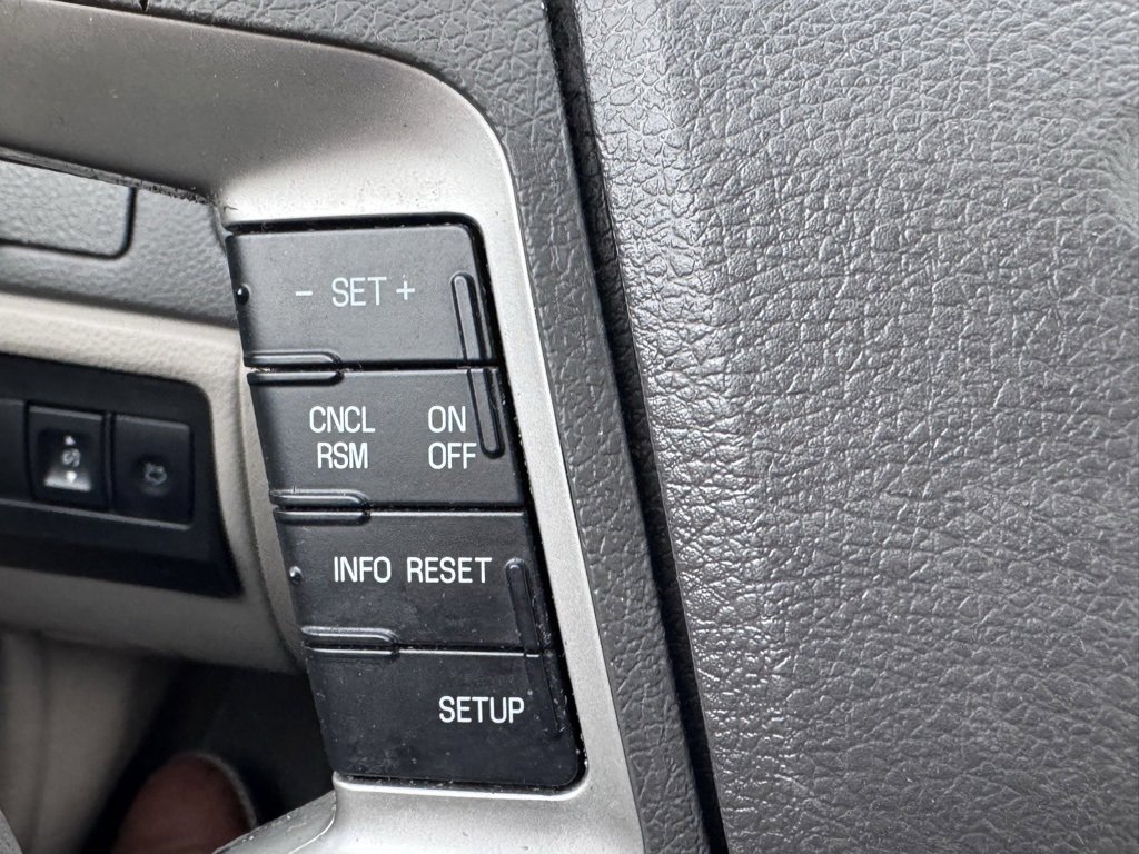 Used 2012 Ford Fusion SE image 6