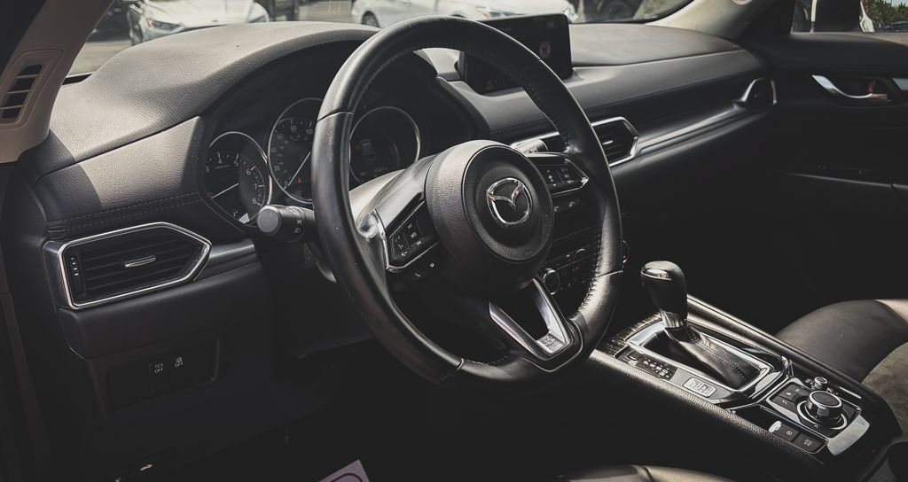 Used 2018 MAZDA CX-5 Touring AWD/4WD image 2