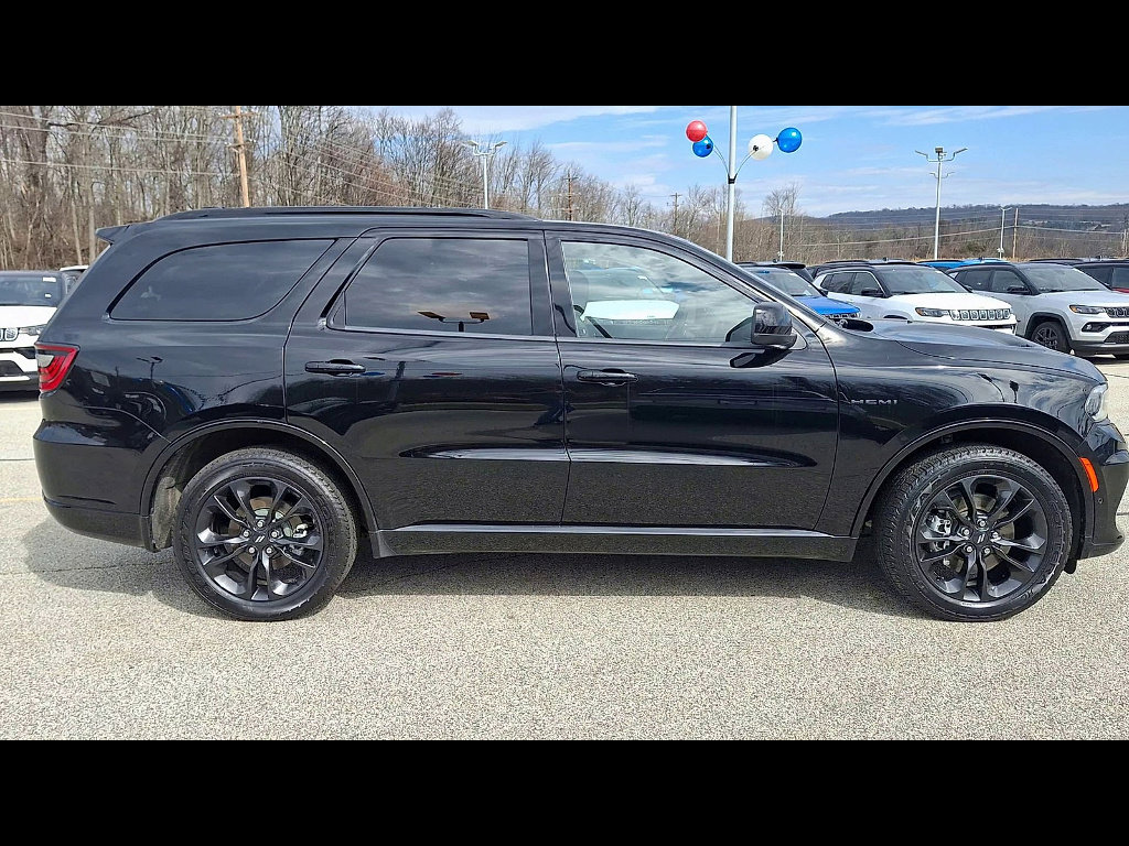 Certified 2023 Dodge Durango R/T w/ Hemi Orange Plus Package image 9