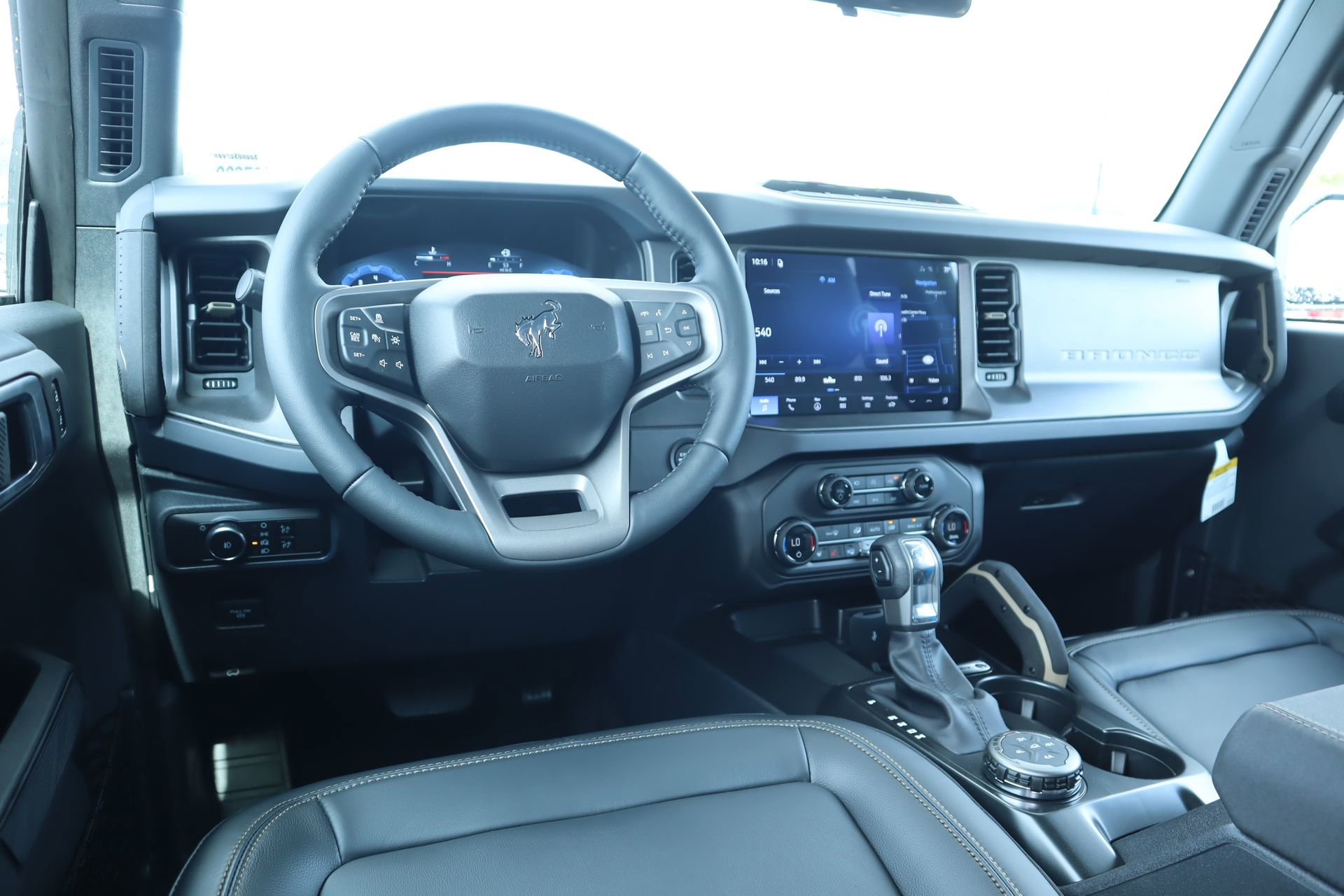 New 2026 Ford Bronco Badlands AWD/4WD image 2