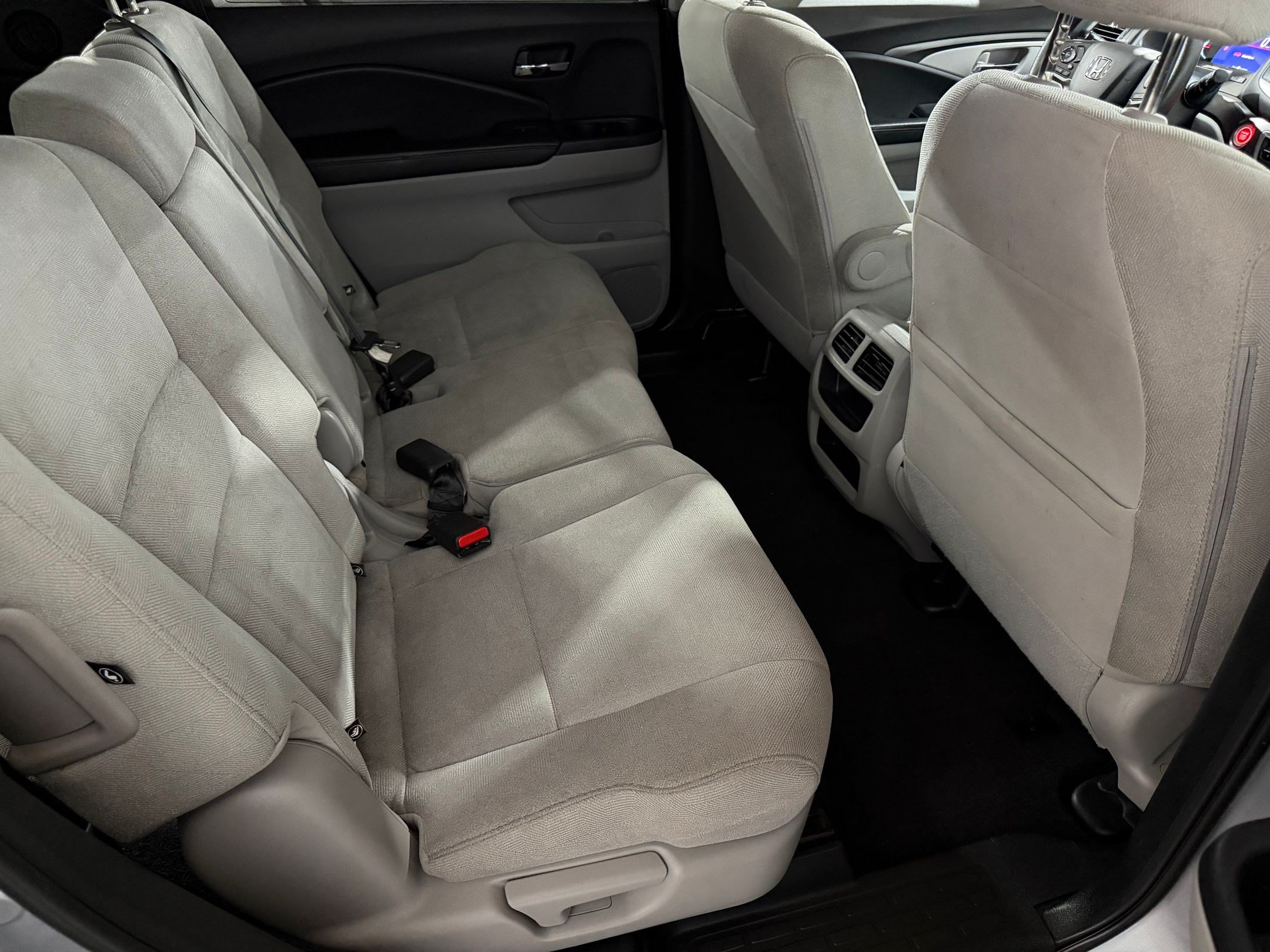 Used 2020 Honda Pilot LX image 40
