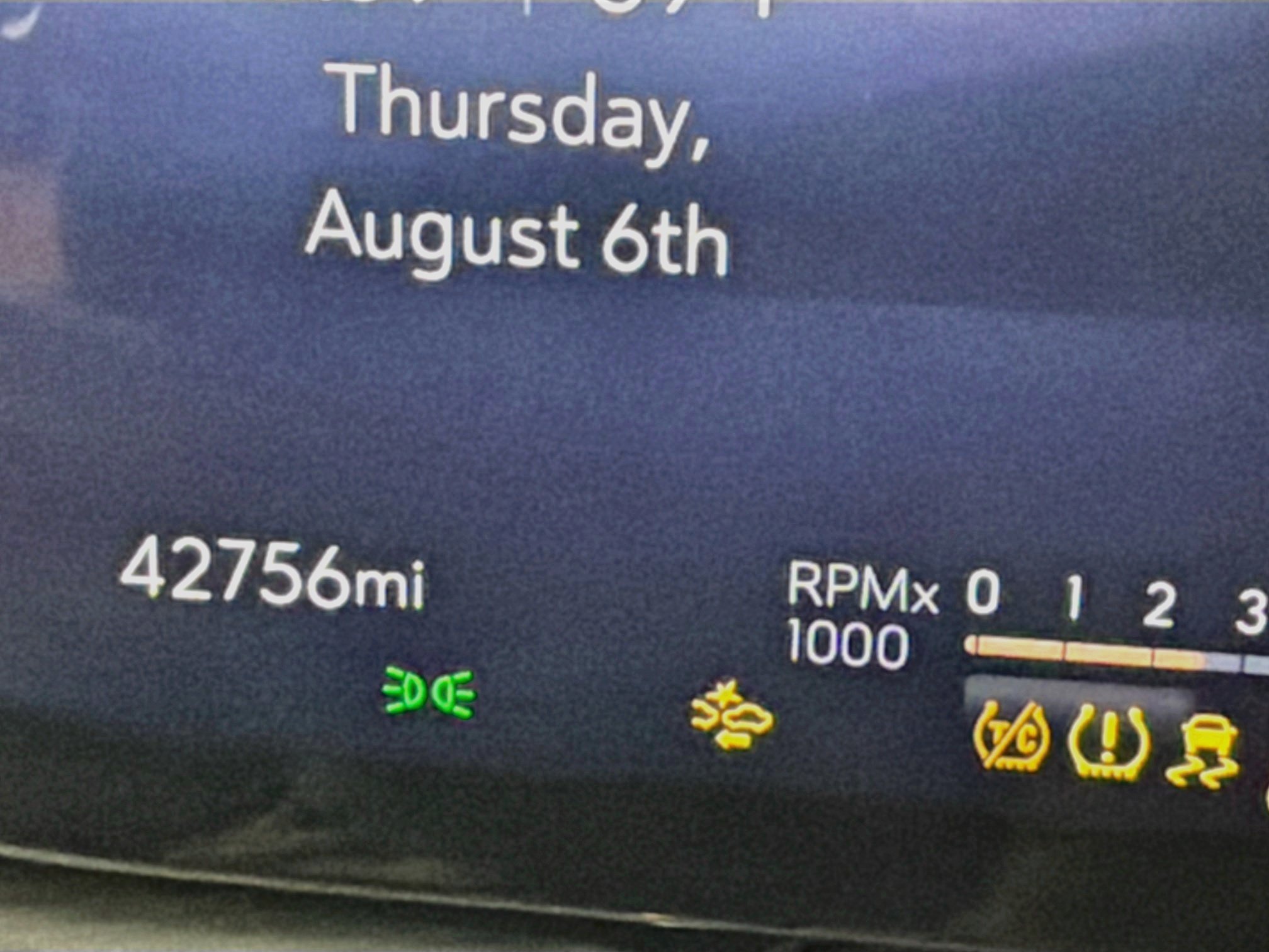 Used 2024 Buick Envision Preferred AWD/4WD image 18