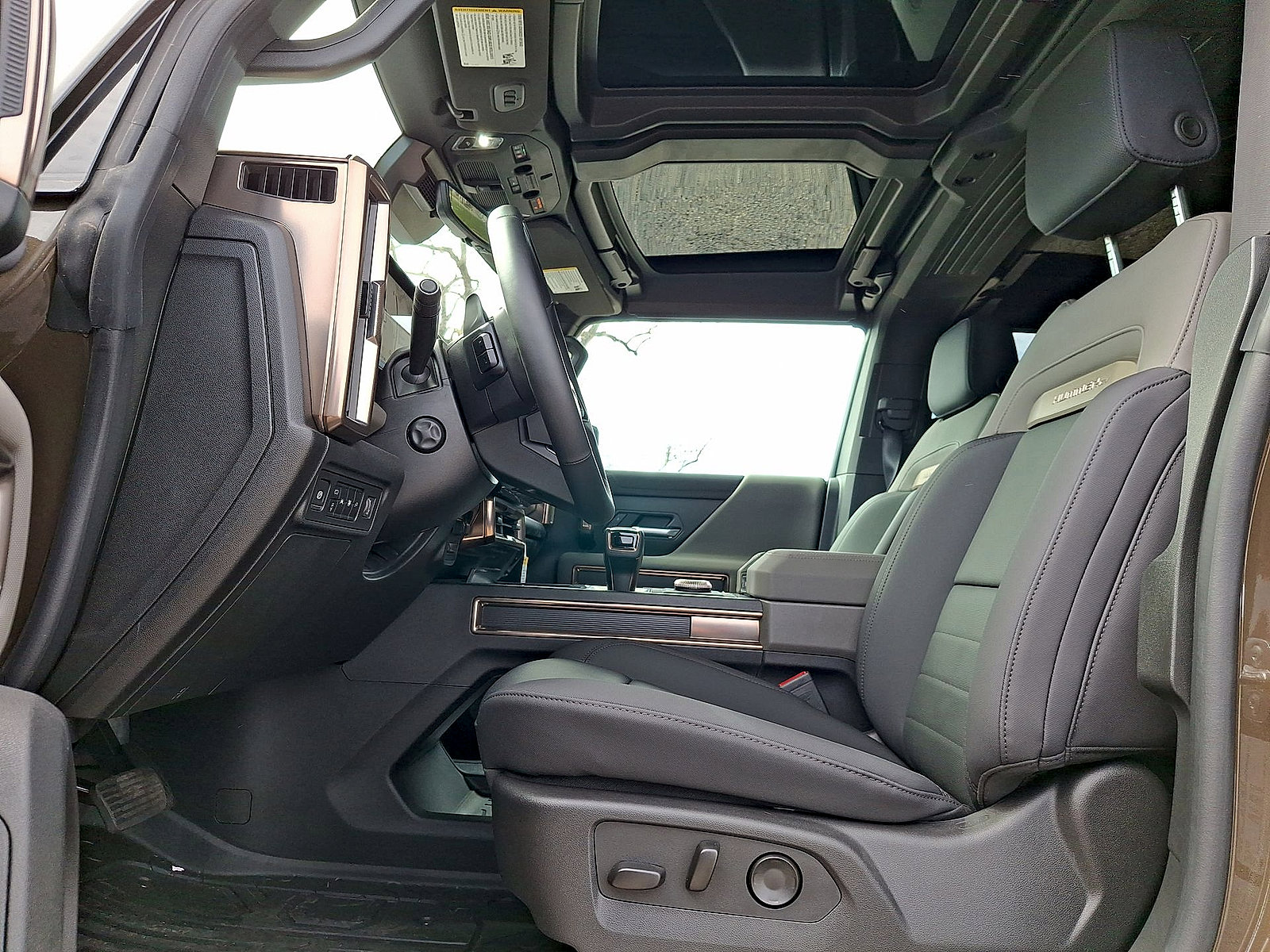 New 2025 GMC Hummer EV 2X w/ Extreme Off-Road Package AWD/4WD image 14